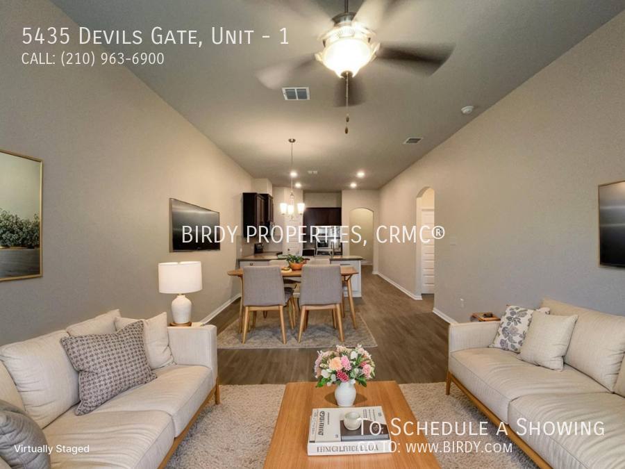 Apartment for rent at 5435 Devils Gate #1, Converse, TX 78109