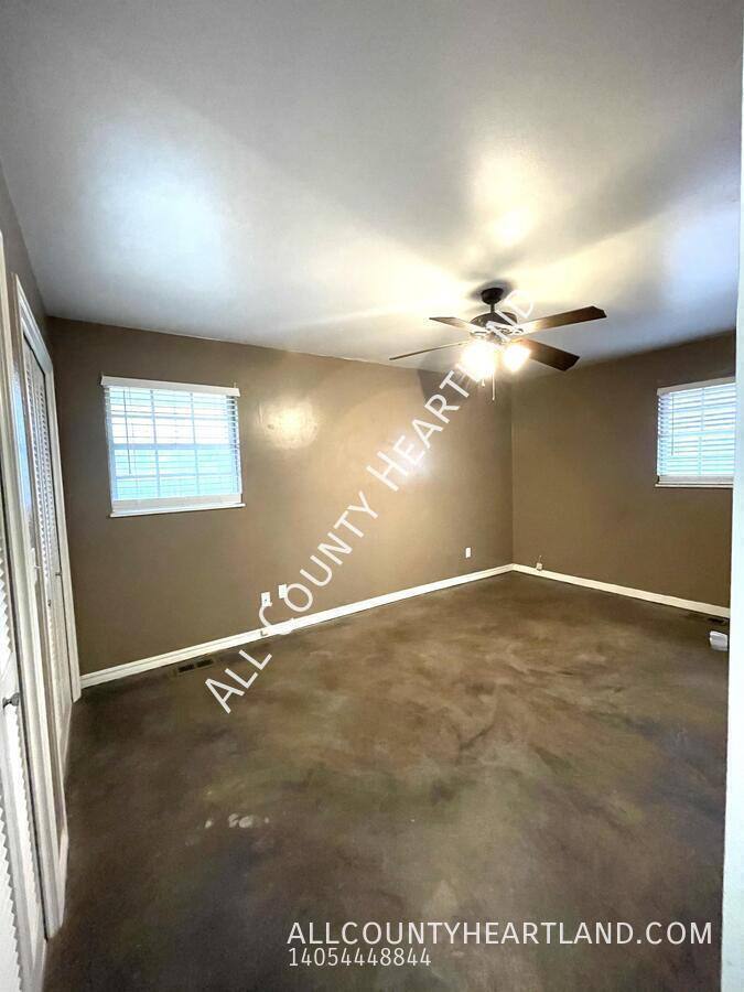 Apartment for rent at 1100 Fenwick Place, Oklahoma City, OK 73116