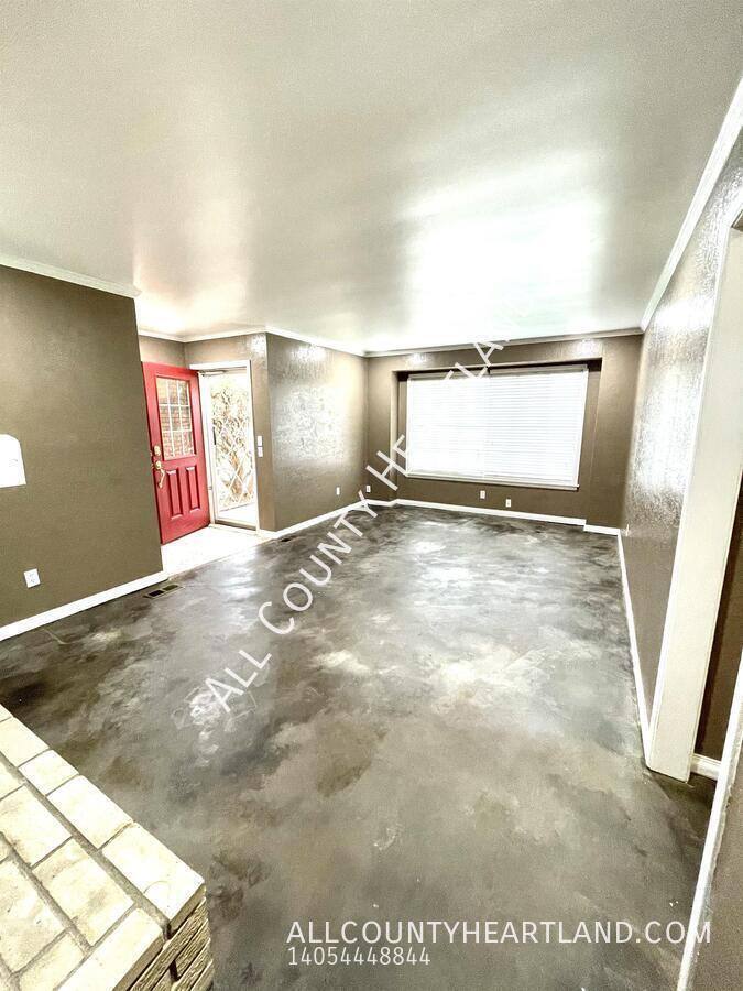 Apartment for rent at 1100 Fenwick Place, Oklahoma City, OK 73116