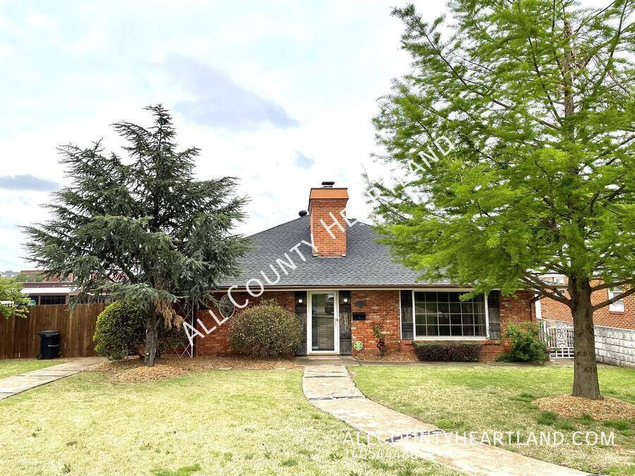 Apartment for rent at 1100 Fenwick Place, Oklahoma City, OK 73116