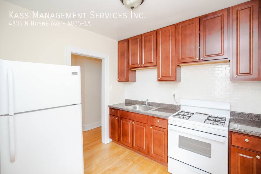 Apartment for rent at 4835 N Hoyne Ave #1A, Chicago, IL 60625