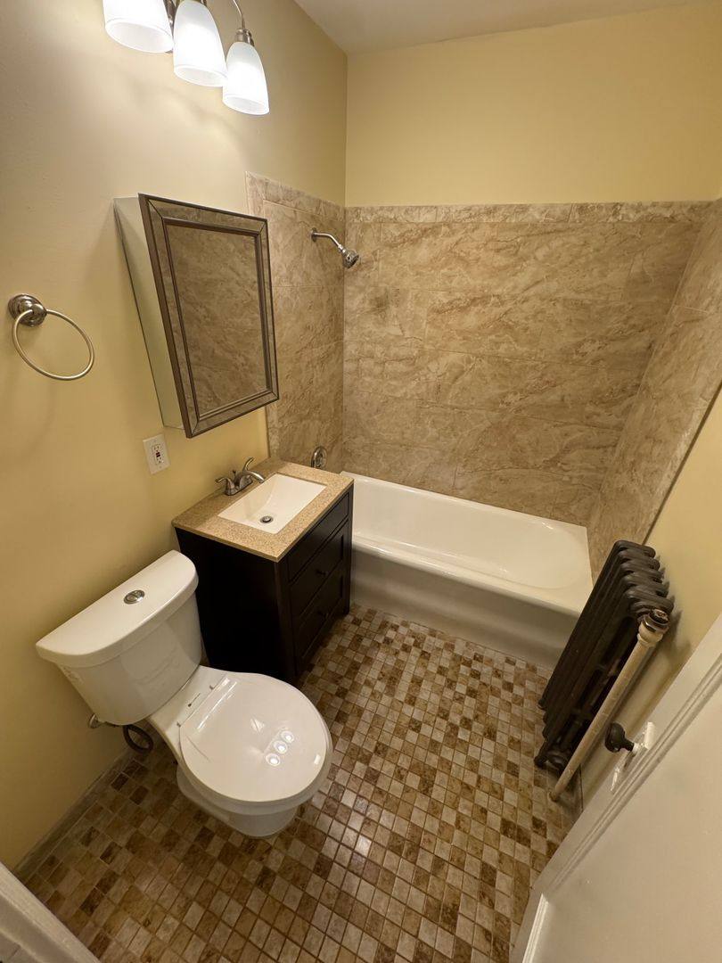Apartment for rent at 1319-21 12th St, Rockford, IL 61104