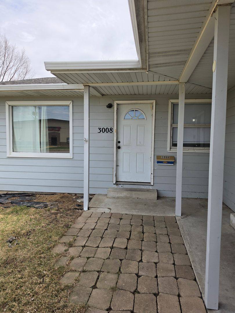 House for rent at 3008 S Phillips Ave, Sioux Falls, SD 57105