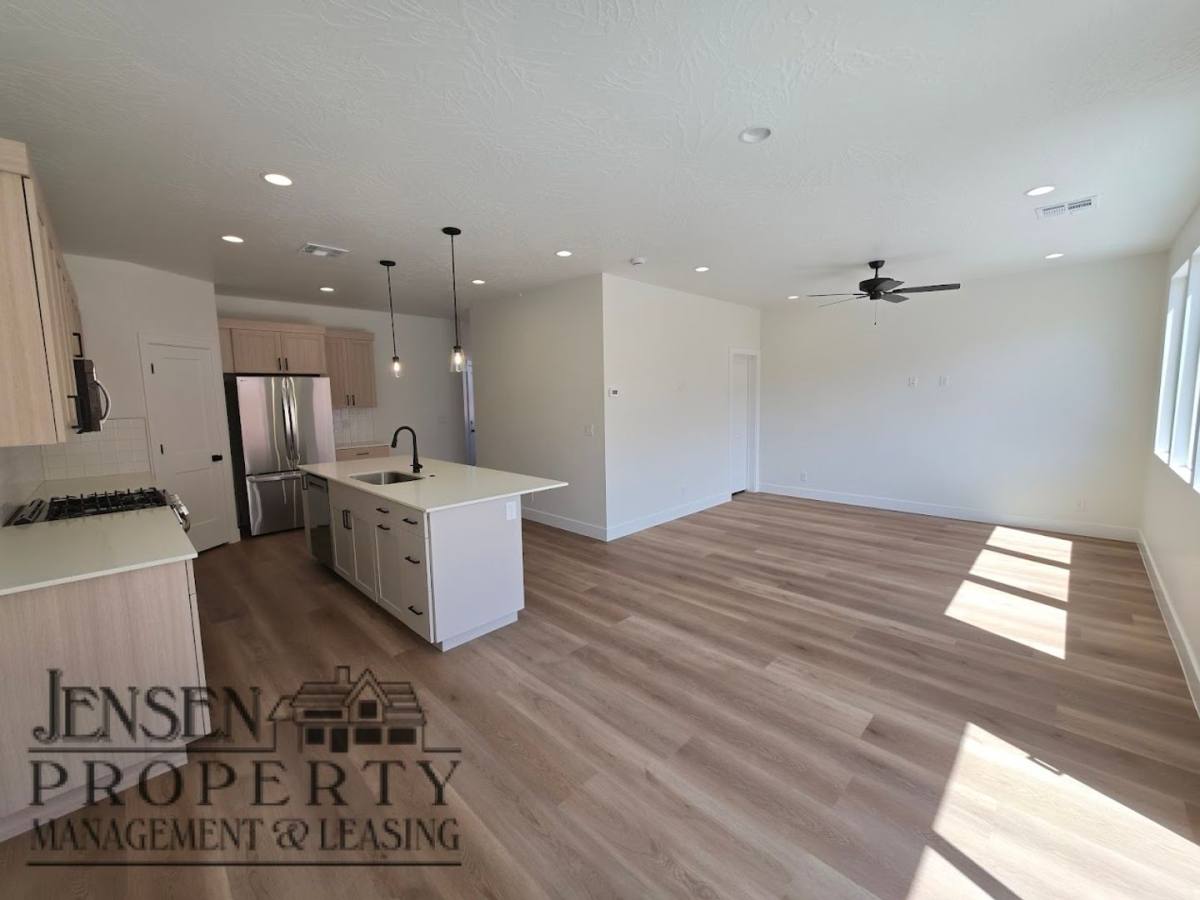 House for rent at 6115 S Cygnus Dr, Saint George, UT 84790
