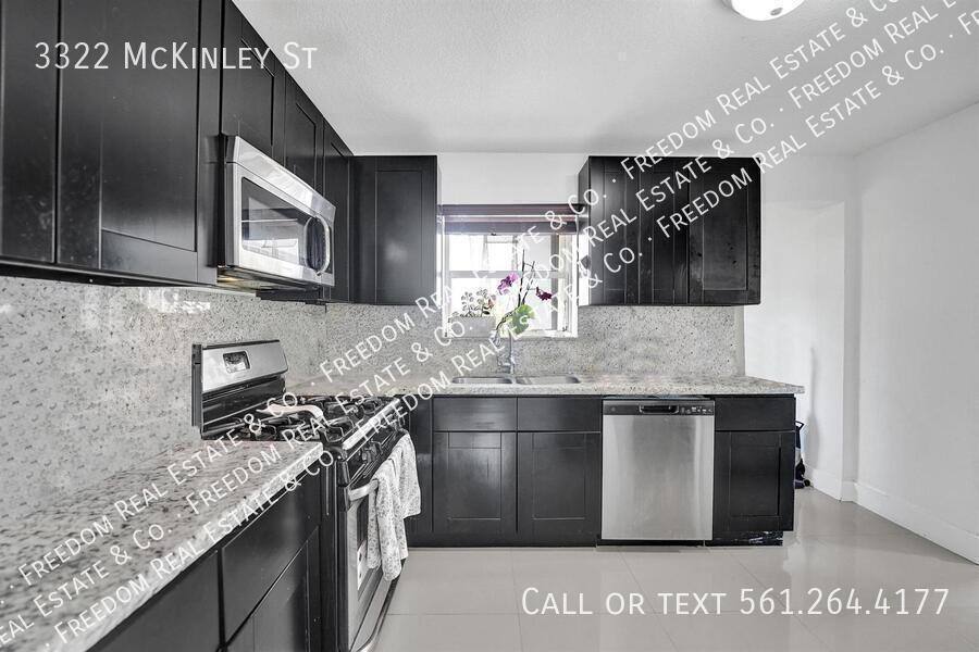 House for rent at 3322 McKinley St, Hollywood, FL 33021