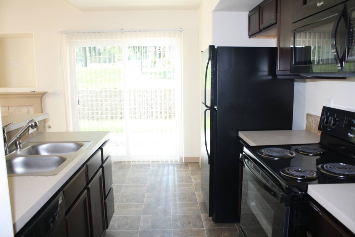 Apartment for rent at 1020 S Olympia Place, Kennewick, WA 99337