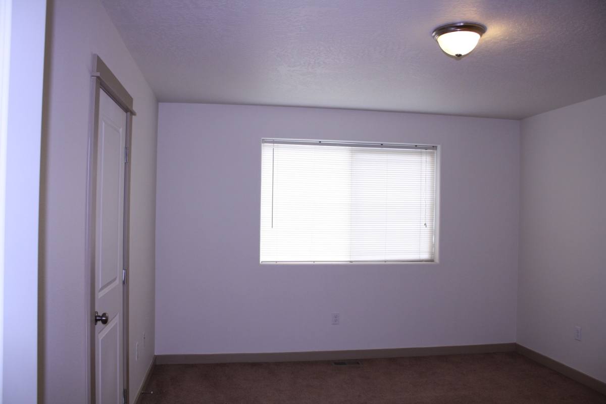 Apartment for rent at 1020 S Olympia Place, Kennewick, WA 99337