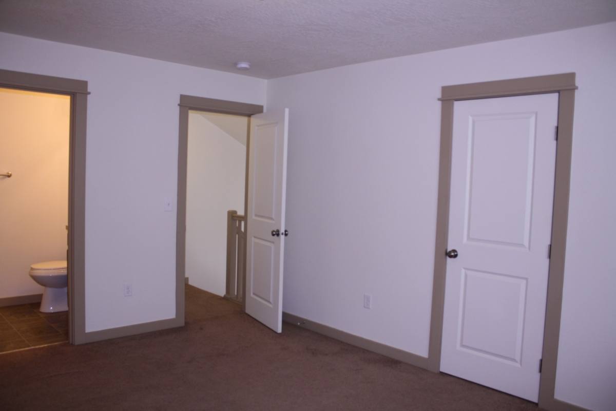 Apartment for rent at 1020 S Olympia Place, Kennewick, WA 99337
