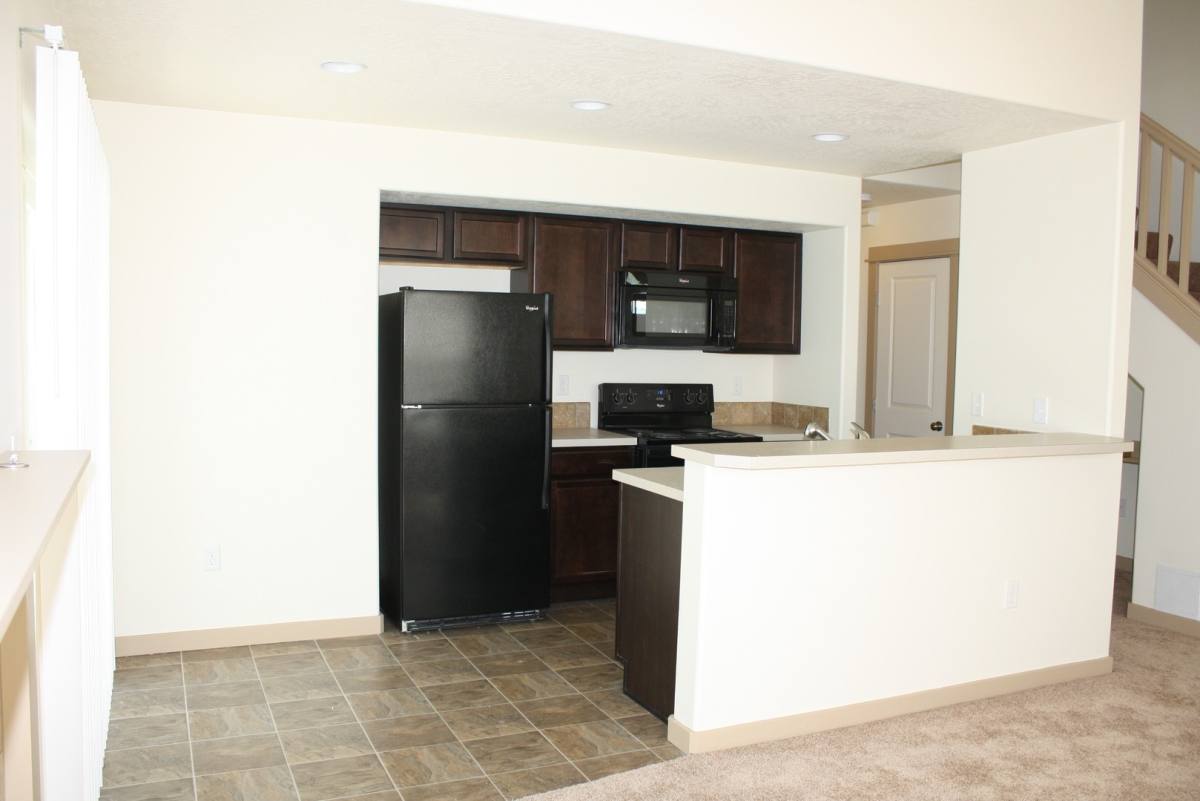 Apartment for rent at 1020 S Olympia Place, Kennewick, WA 99337