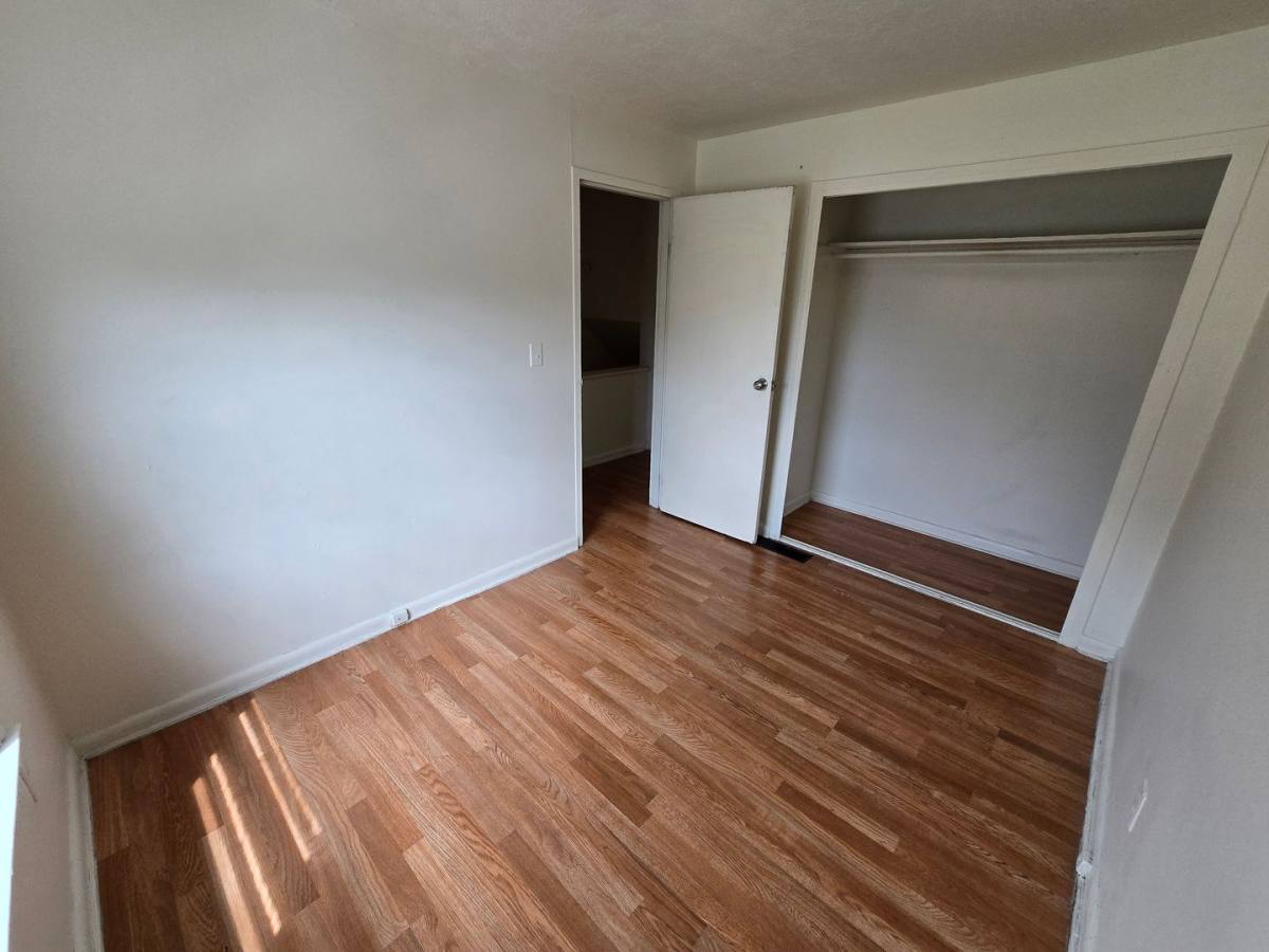 Townhouse for rent at 1210 26th St, Sioux City, IA 51104