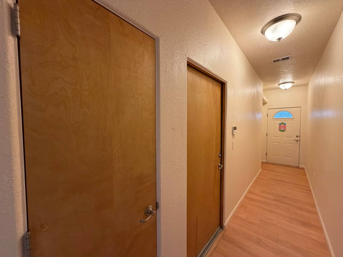 House for rent at 1612 3rd St SW, Albuquerque, NM 87102