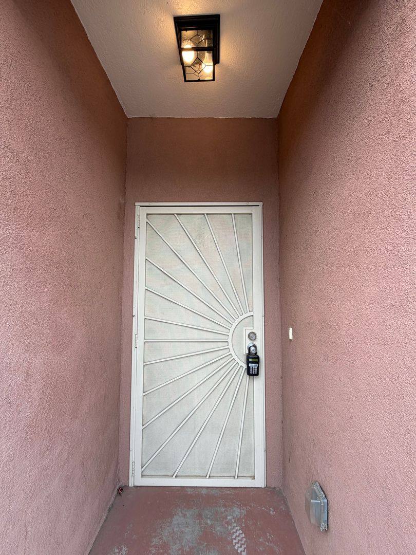 House for rent at 1612 3rd St SW, Albuquerque, NM 87102