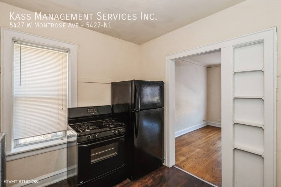 Apartment for rent at 5427 W Montrose Ave #N1, Chicago, IL 60634
