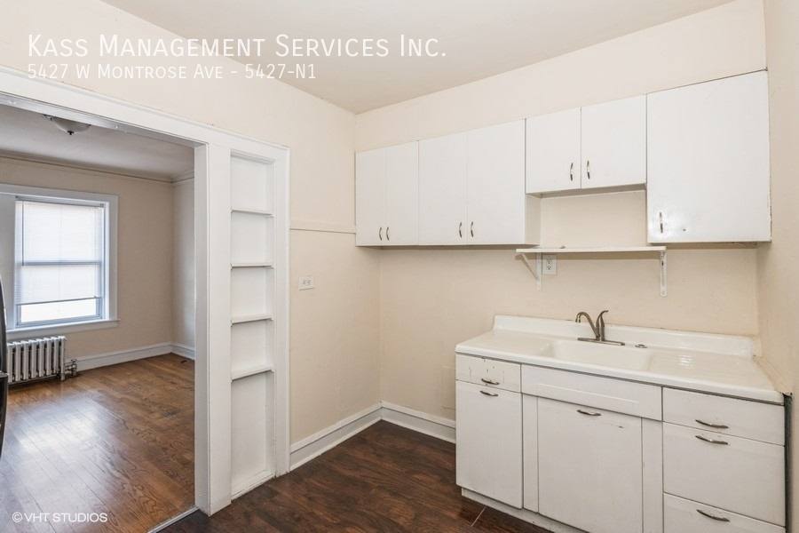 Apartment for rent at 5427 W Montrose Ave #N1, Chicago, IL 60634