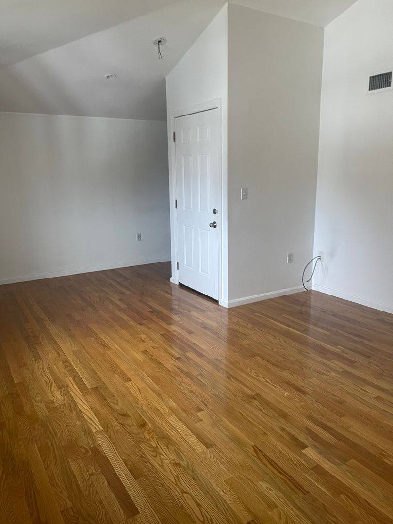Apartment for rent at 5 Myrtle St, Saugus, MA 01906