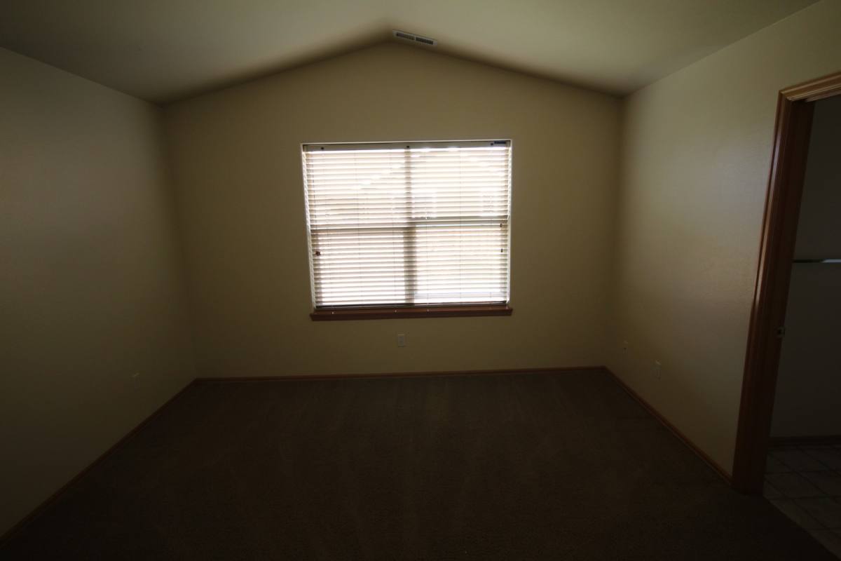 House for rent at 3243 SW Juniper Ave, Redmond, OR 97756