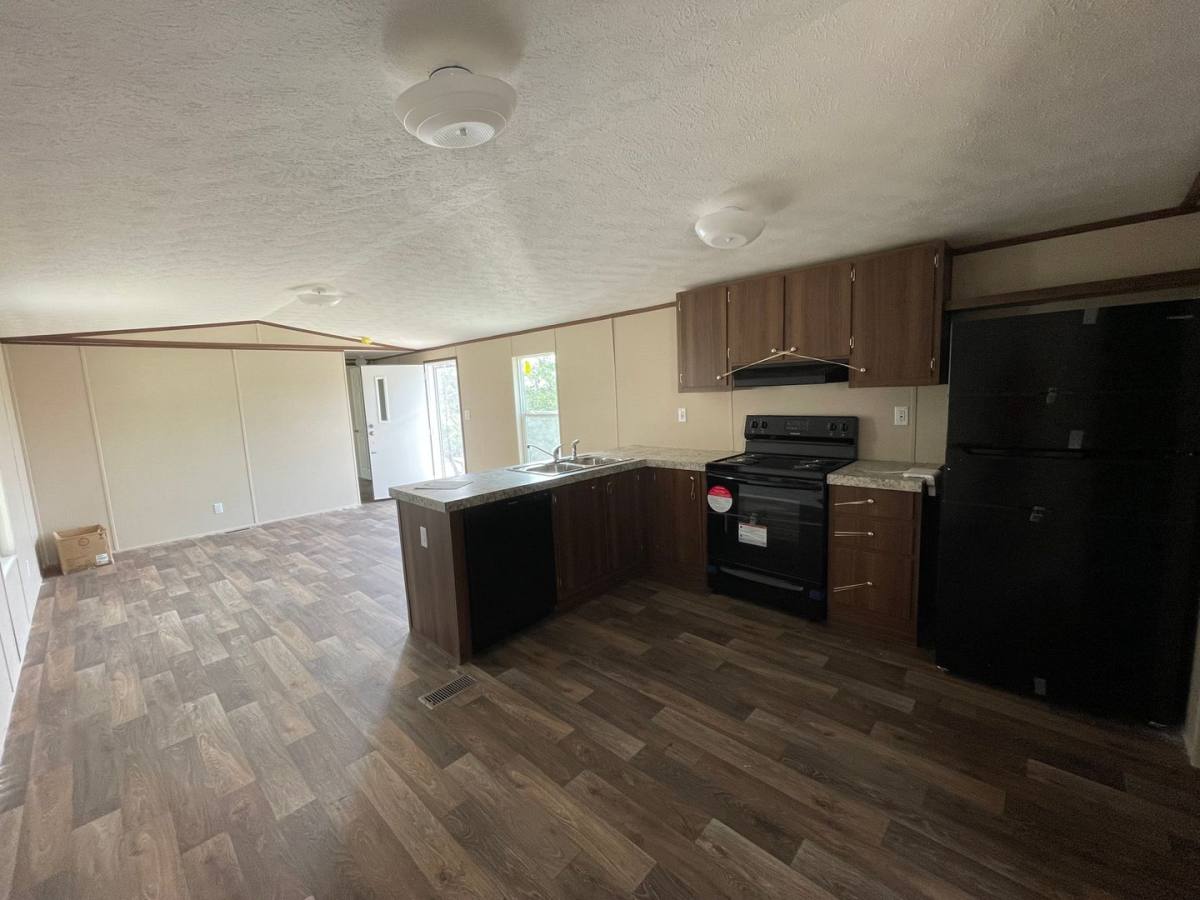 Apartment for rent at 377-5 Buck Trail, Canyon Lake, TX 78133