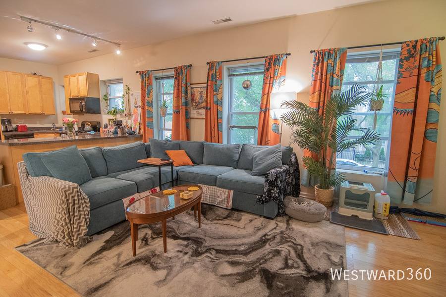 Apartment for rent at 1756 W Crystal Ave #2R, Chicago, IL 60622