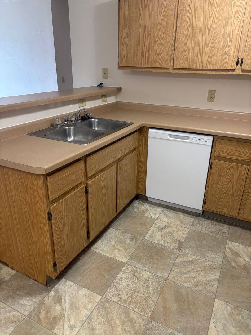 Apartment for rent at 215 Tamarack Dr, Lake Mills, WI 53551