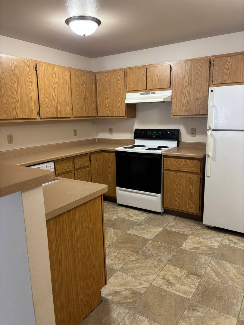 Apartment for rent at 215 Tamarack Dr, Lake Mills, WI 53551