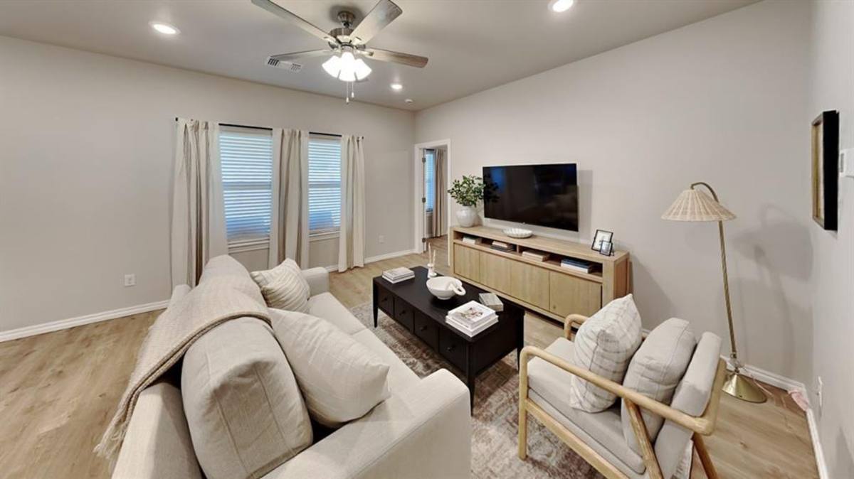 House for rent at 7020 Labelle Dr, Oklahoma City, OK 73132