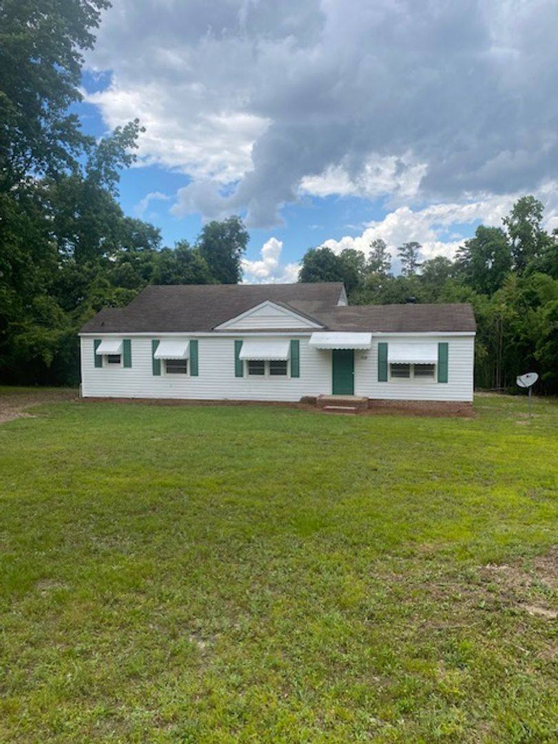 House for rent at 4329 Old Macon Rd, Columbus, GA 31907