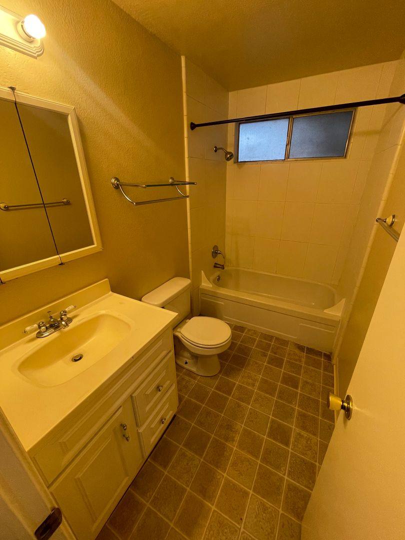 Apartment for rent at 372 Rio Lindo Ave, Chico, CA 95926