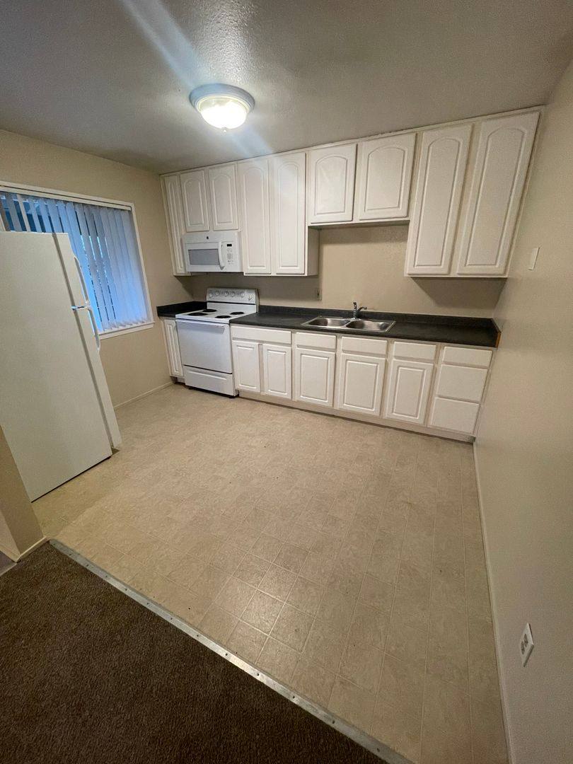 Apartment for rent at 372 Rio Lindo Ave, Chico, CA 95926