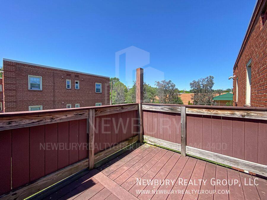Apartment for rent at 104 W Steuben St #8, Pittsburgh, PA 15205