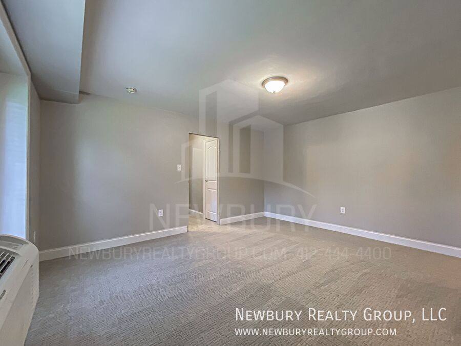 Apartment for rent at 104 W Steuben St #1, Pittsburgh, PA 15205