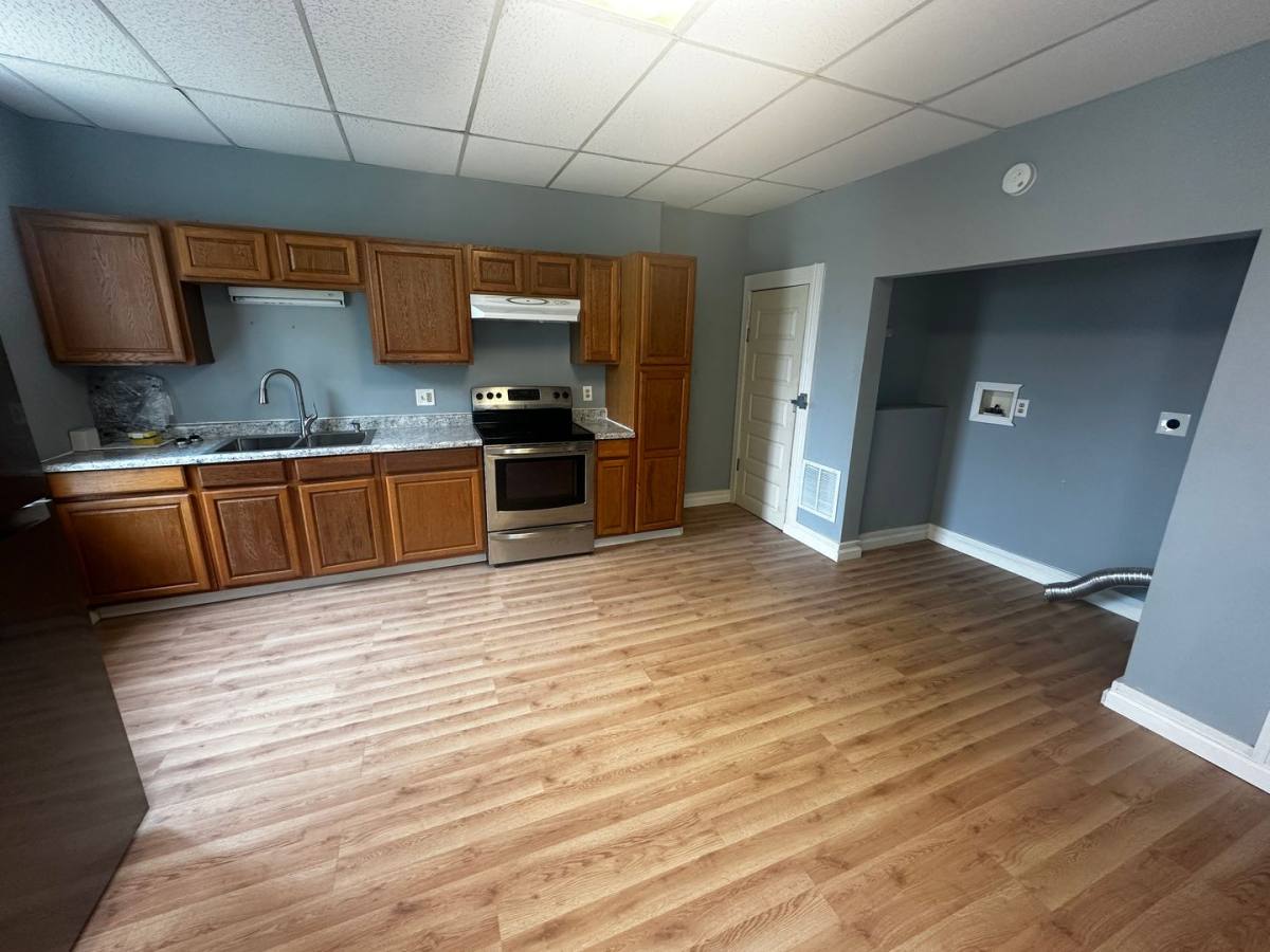 Apartment for rent at 1614 S 11th St, Saint Joseph, MO 64501