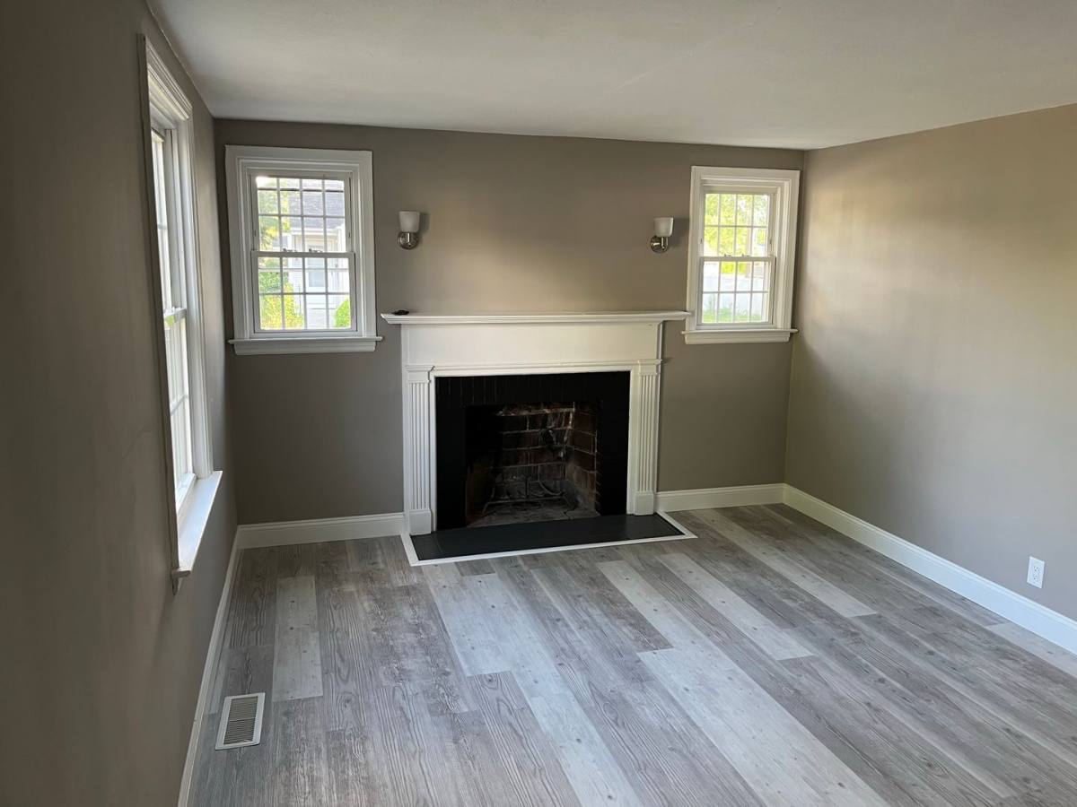 House for rent at 122 Campfield Rd, Manchester, CT 06040