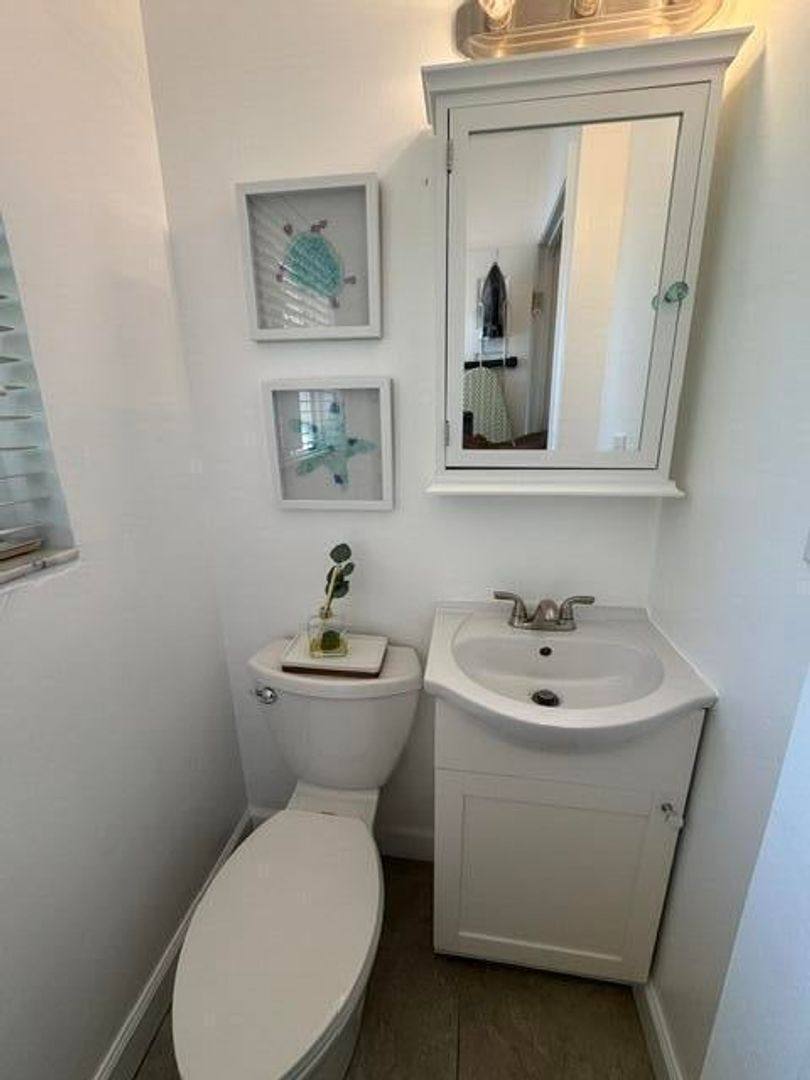 House for rent at 632 SW 8th Ave, Fort Lauderdale, FL 33315
