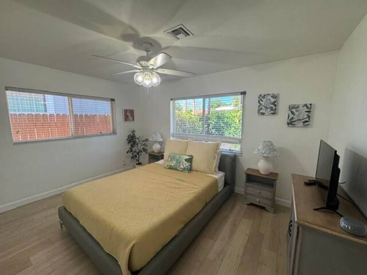 House for rent at 632 SW 8th Ave, Fort Lauderdale, FL 33315