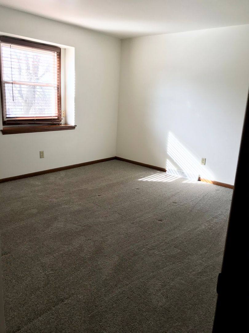 Townhouse for rent at 1040 Hunt Ave, Neenah, WI 54956