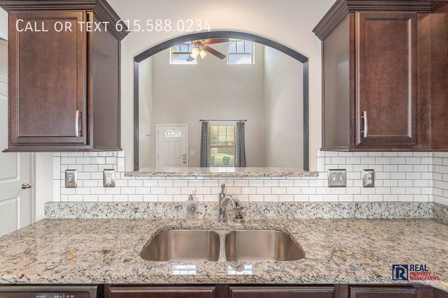 Townhouse for rent at 1052 Neeleys Bend, Spring Hill, TN 37174