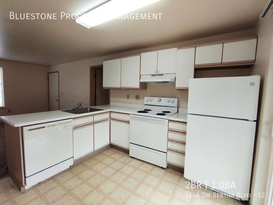 Apartment for rent at 1446 SW Bertha Blvd #12, Portland, OR 97219