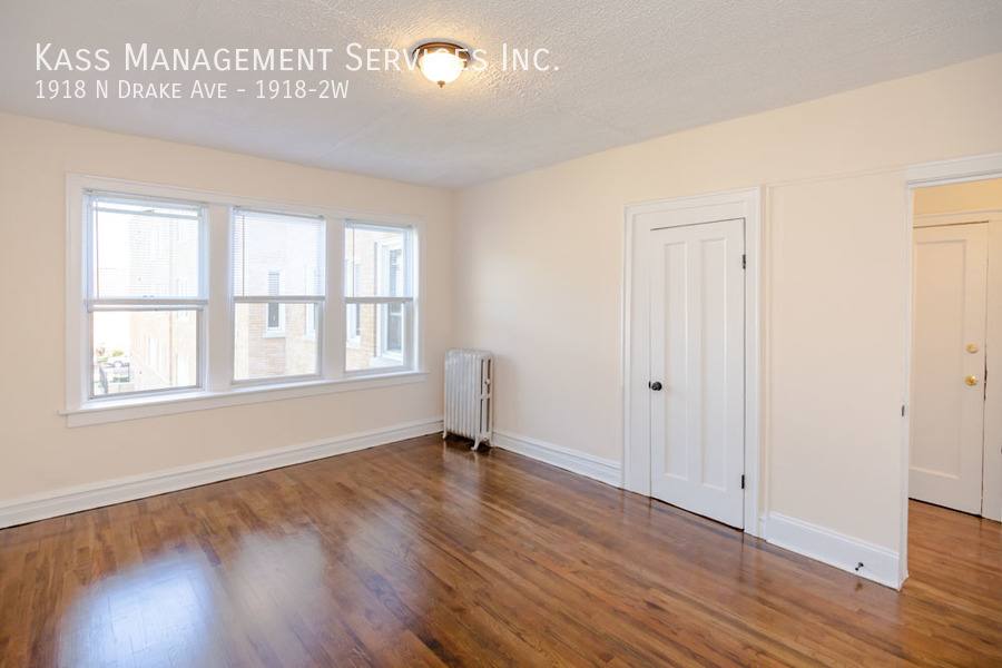 Apartment for rent at 1918 N Drake Ave #2W, Chicago, IL 60647