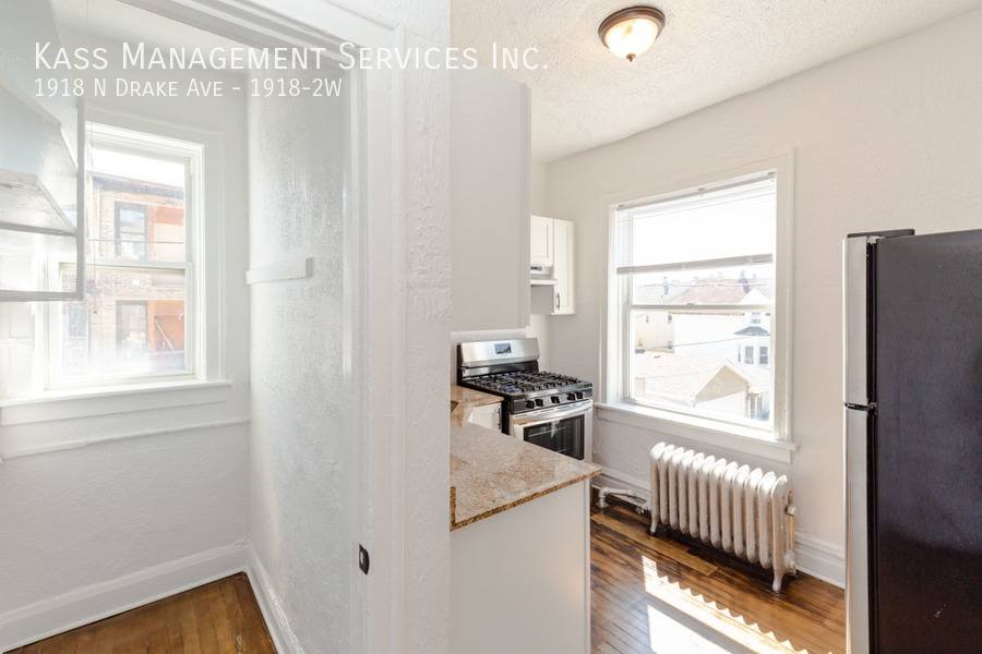 Apartment for rent at 1918 N Drake Ave #2W, Chicago, IL 60647