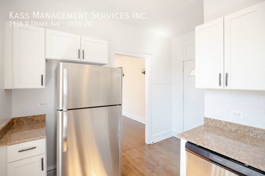 Apartment for rent at 1918 N Drake Ave #2W, Chicago, IL 60647