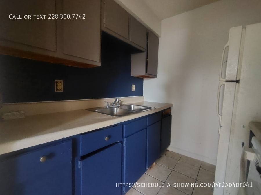 Apartment for rent at 1228 43rd Ave #1, Gulfport, MS 39501