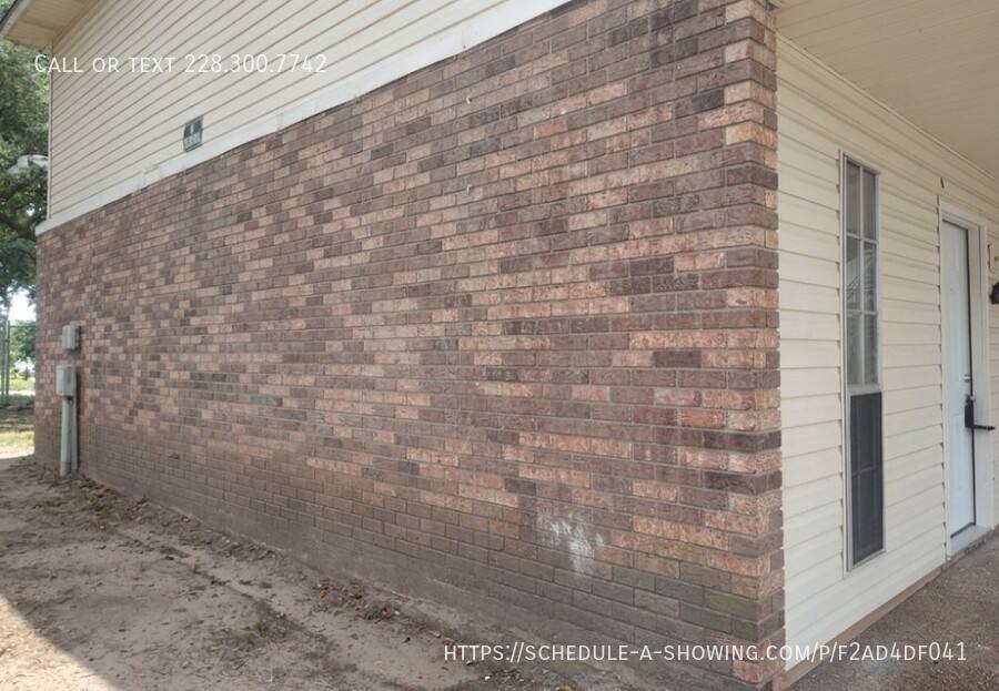 Apartment for rent at 1228 43rd Ave #1, Gulfport, MS 39501