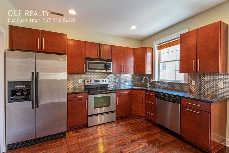 Apartment for rent at 2620 Webster St #B, Philadelphia, PA 19146