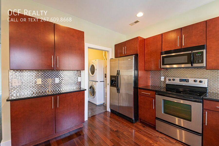 Apartment for rent at 2620 Webster St #B, Philadelphia, PA 19146