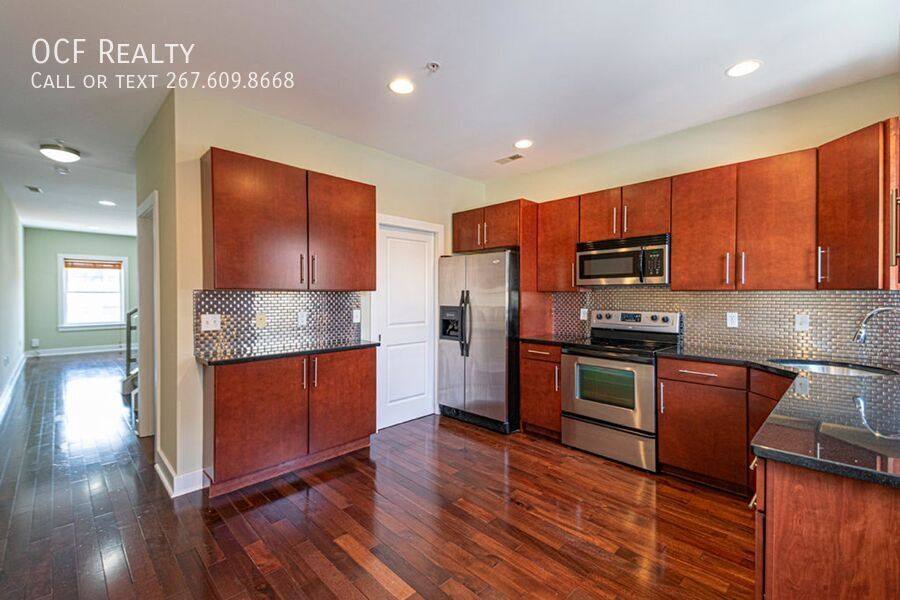 Apartment for rent at 2620 Webster St #B, Philadelphia, PA 19146