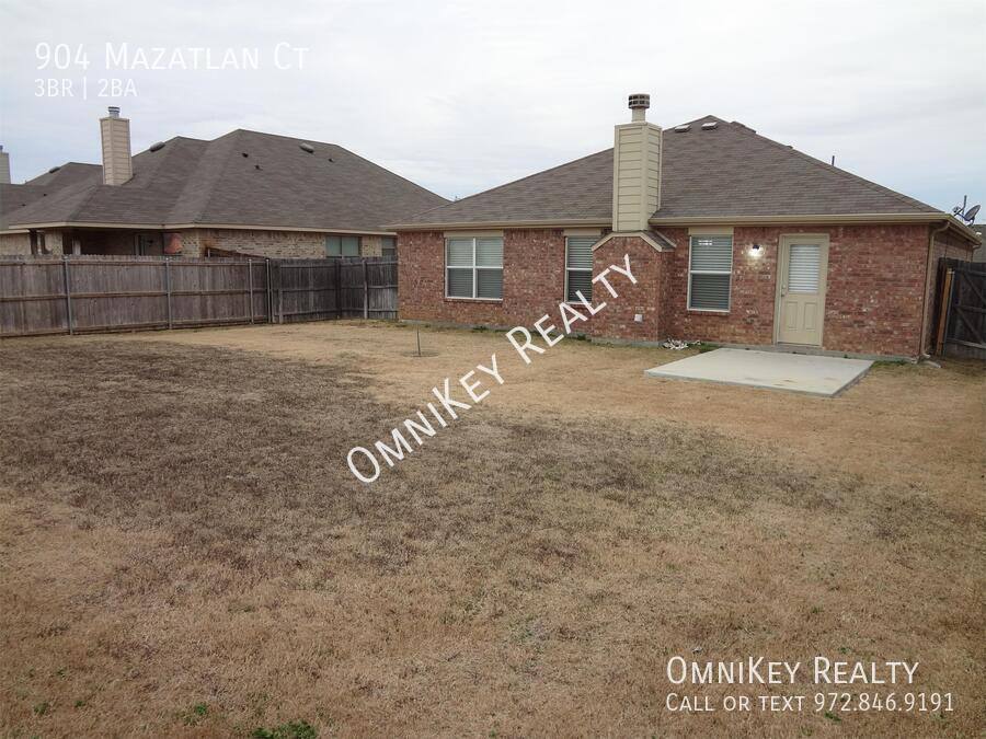 House for rent at 904 Mazatlan Court, Arlington, TX 76002