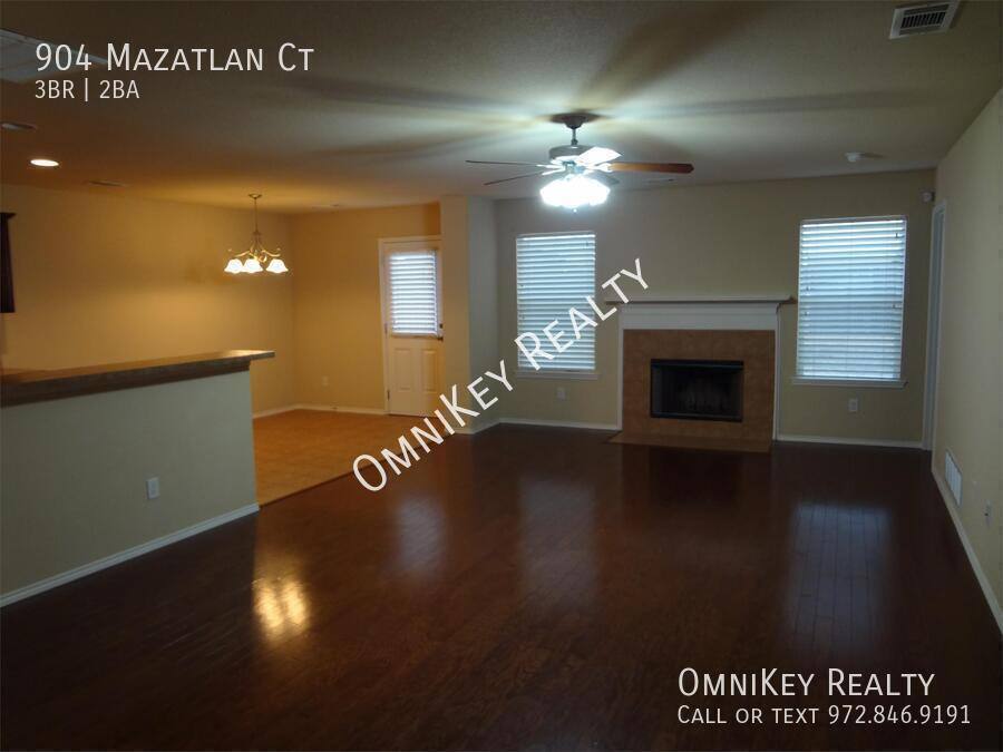 House for rent at 904 Mazatlan Court, Arlington, TX 76002