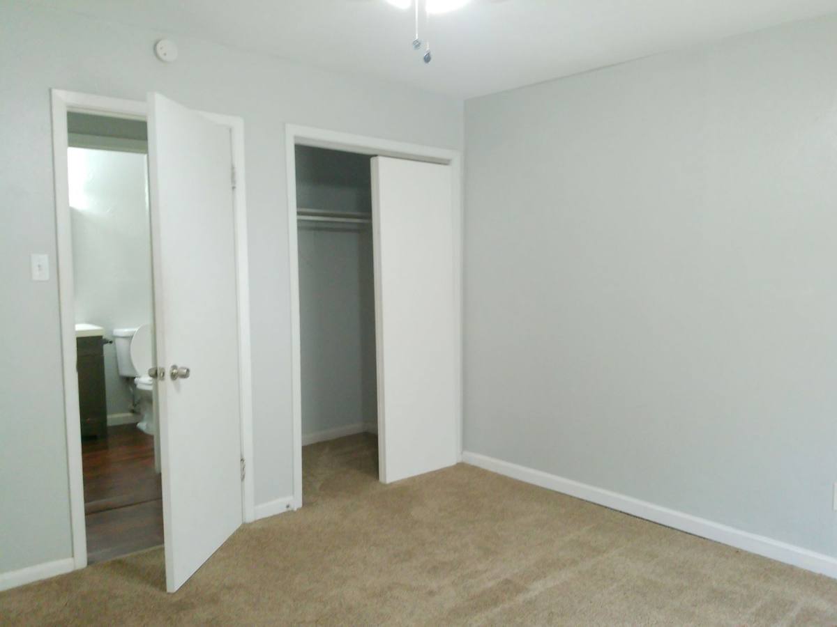 Apartment for rent at 2026 Waldron Rd, Corpus Christi, TX 78418