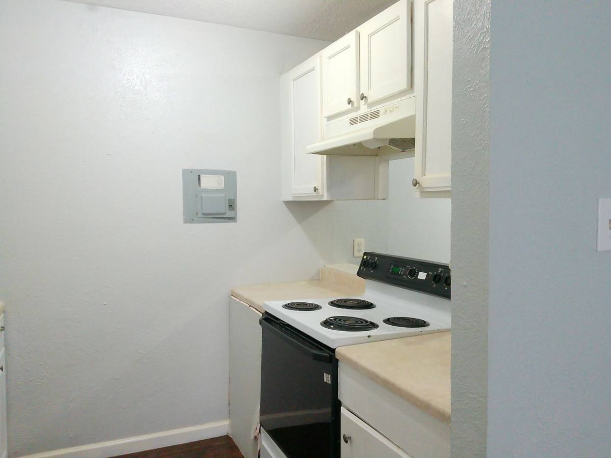 Apartment for rent at 2026 Waldron Rd, Corpus Christi, TX 78418
