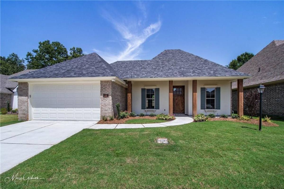 House for rent at 231 Acadiana Creek Dr, Shreveport, LA 71106
